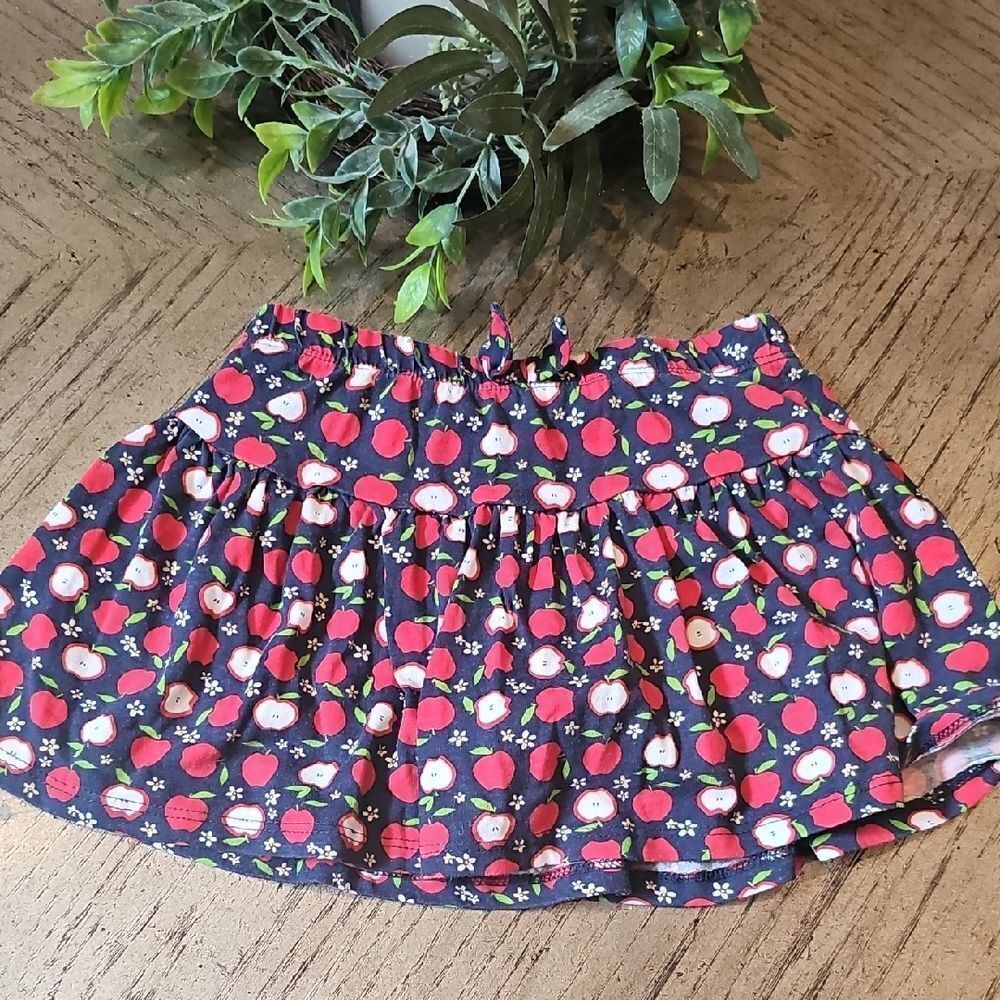 Cute Apple Print Skirt With Shorts Size 5/6